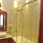 Ayna 4*