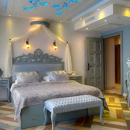 Hotel Ayna