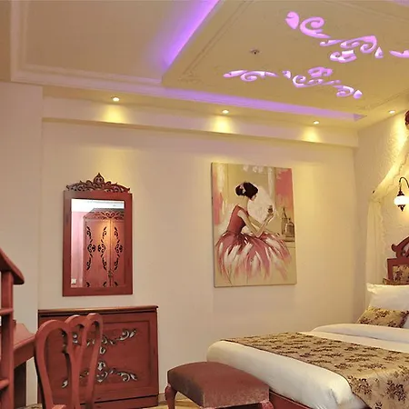 Ayna Hotel 4*