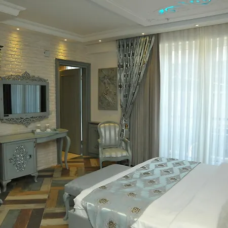 Hotel Ayna 4*