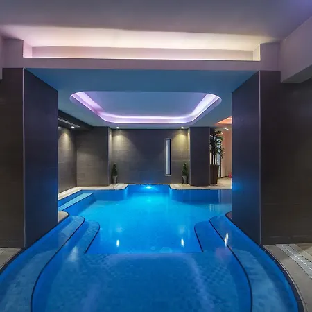 Ayna Κωνσταντινούπολη