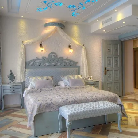 Ayna Hotel Istanboel