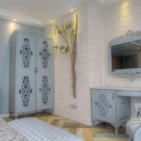 Ayna Hotel Istanboel